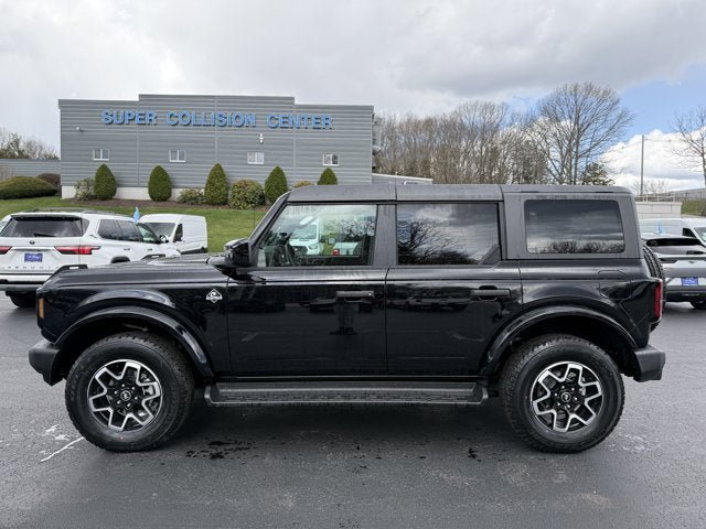 New 2026 Ford Bronco Outer Banks image 5