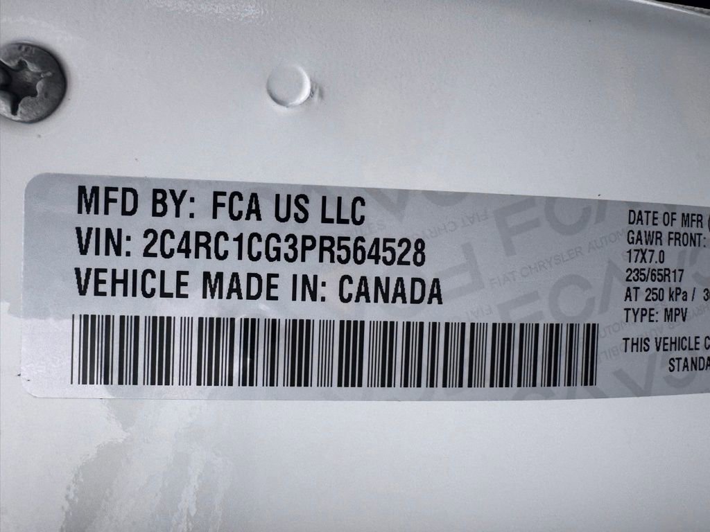 Used 2023 Chrysler Voyager LX FWD image 40