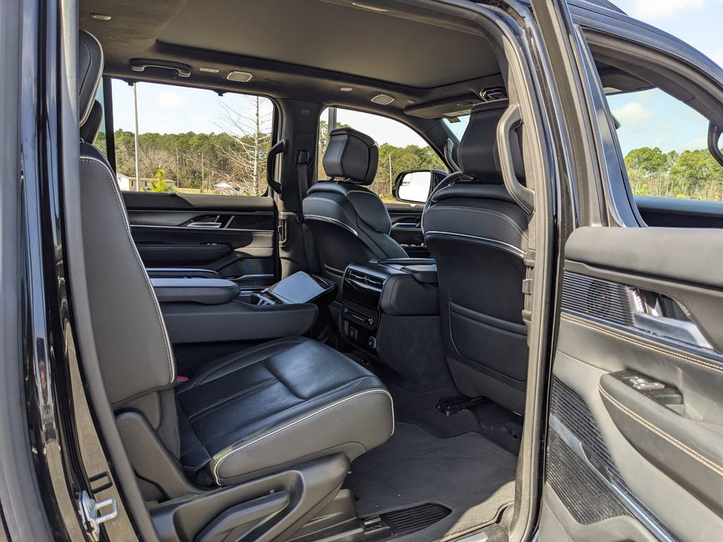 Certified 2024 Jeep Grand Wagoneer L Series II w/ Quick Order Packagew 28T image 43