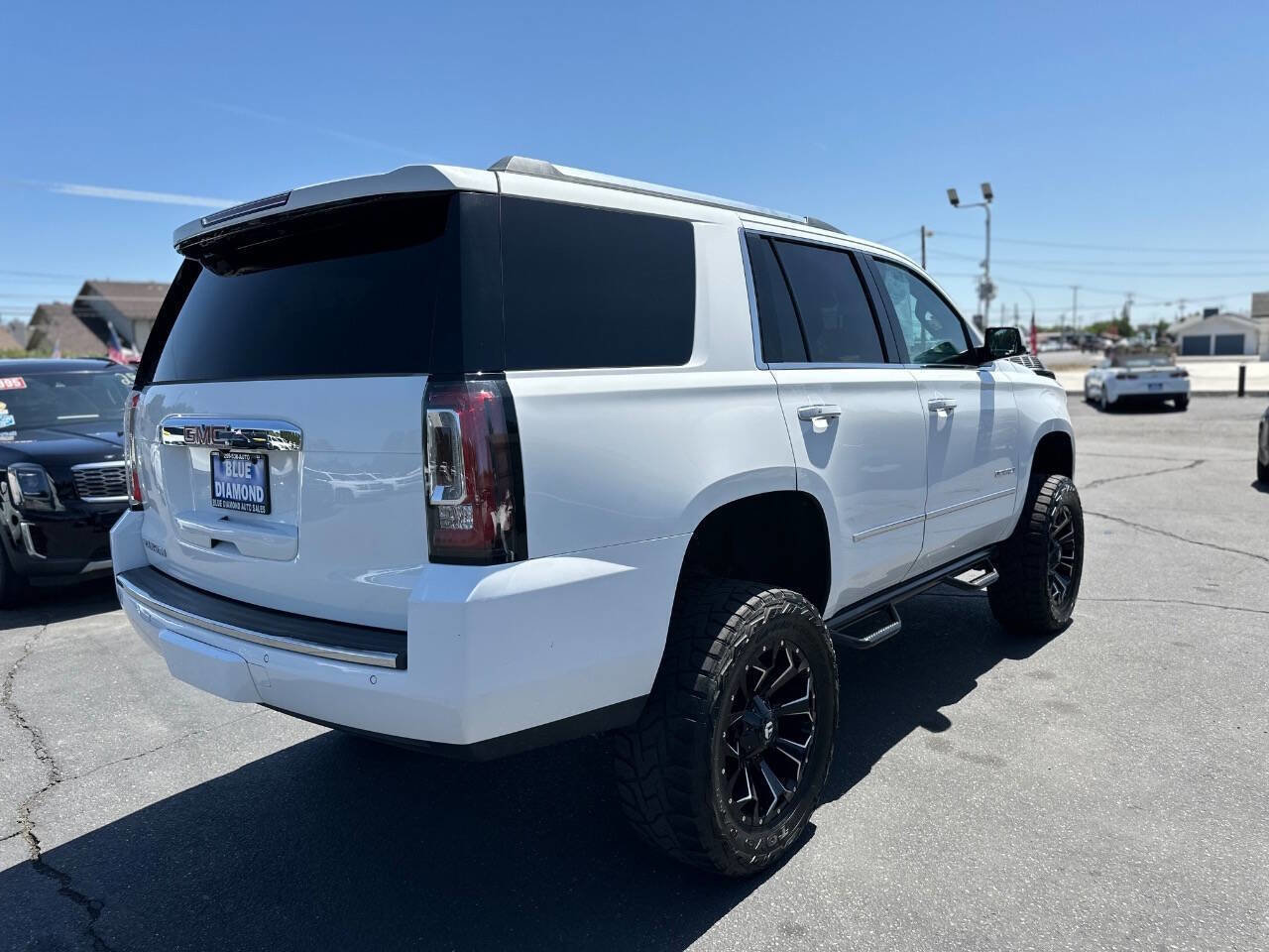 Used 2017 GMC Yukon Denali w/ Open Road Package AWD/4WD image 6