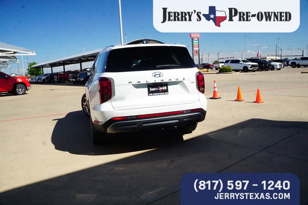 Used 2023 Hyundai Palisade SEL w/ Premium Package AWD/4WD image 4