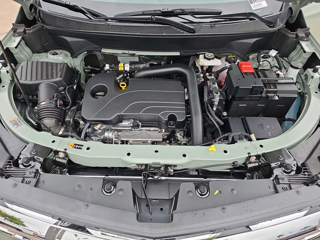 New 2026 Chevrolet Equinox LT w/ Safety and Technology Package FWD image 32
