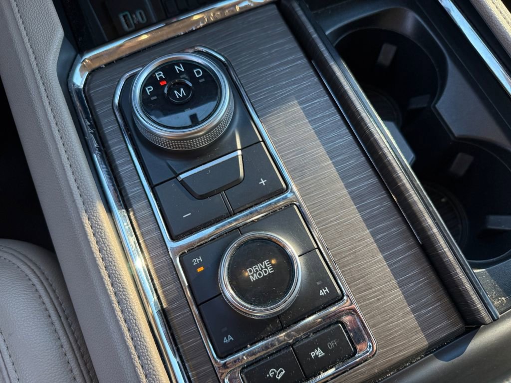 Used 2024 Ford Expedition Max Limited image 22