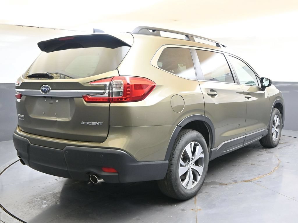 Certified 2025 Subaru Ascent Premium AWD/4WD image 5