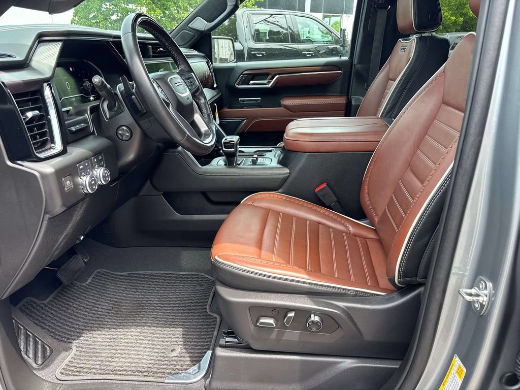 Used 2023 GMC Sierra 1500 Denali Ultimate AWD/4WD image 12