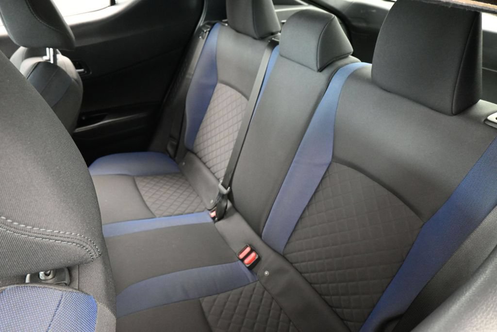 Used 2021 Toyota C-HR XLE FWD image 35