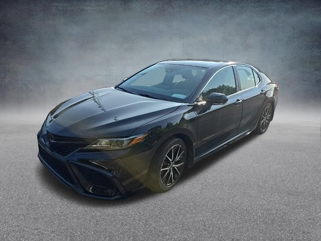 Used 2024 Toyota Camry SE w/ Audio Upgrade Package FWD image 4
