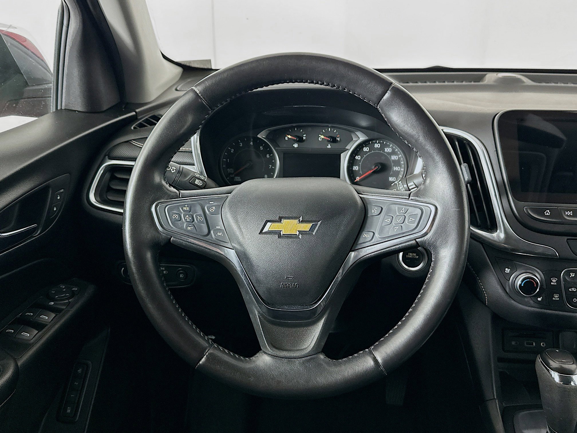 Used 2020 Chevrolet Equinox Premier image 18
