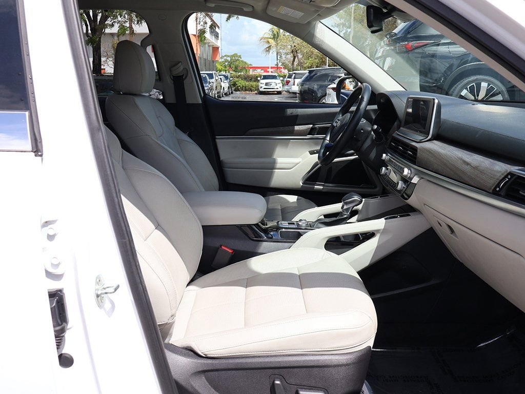 Used 2021 Kia Telluride EX w/ EX Premium Package FWD image 32