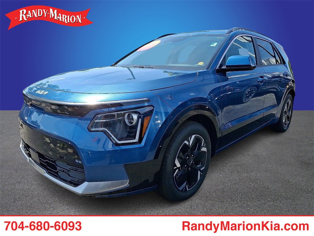 New 2025 Kia Niro Wind w/ Wind Preserve Package