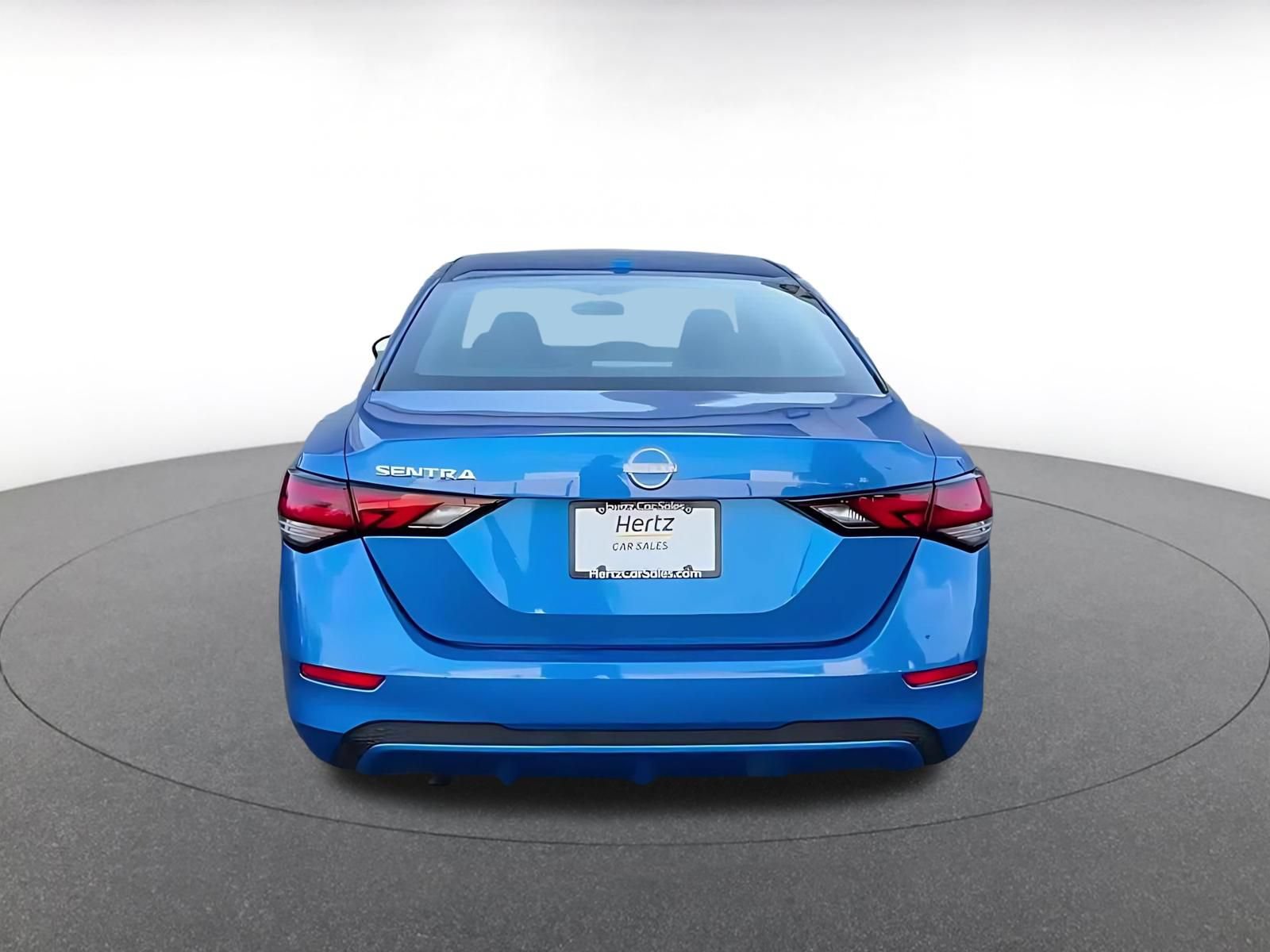 Used 2025 Nissan Sentra SV FWD image 10