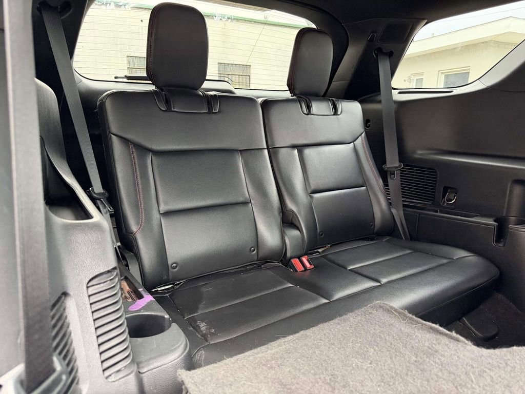 Used 2022 Ford Explorer ST-Line AWD/4WD image 18