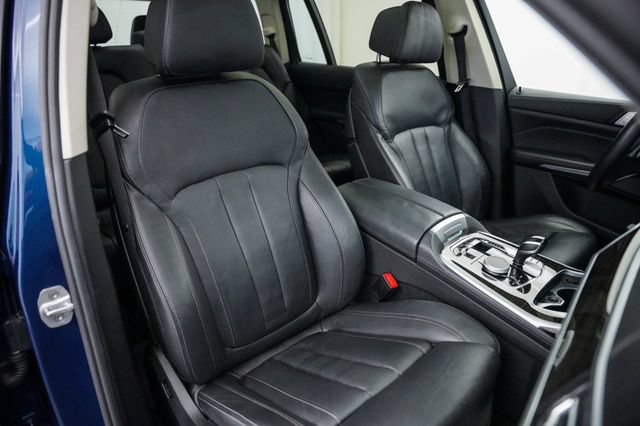 Used 2020 BMW X7 xDrive40i w/ Premium Package AWD/4WD image 21