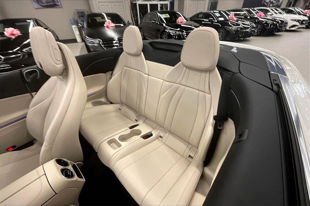 New 2025 Mercedes-Benz CLE 450 4MATIC Cabriolet image 9