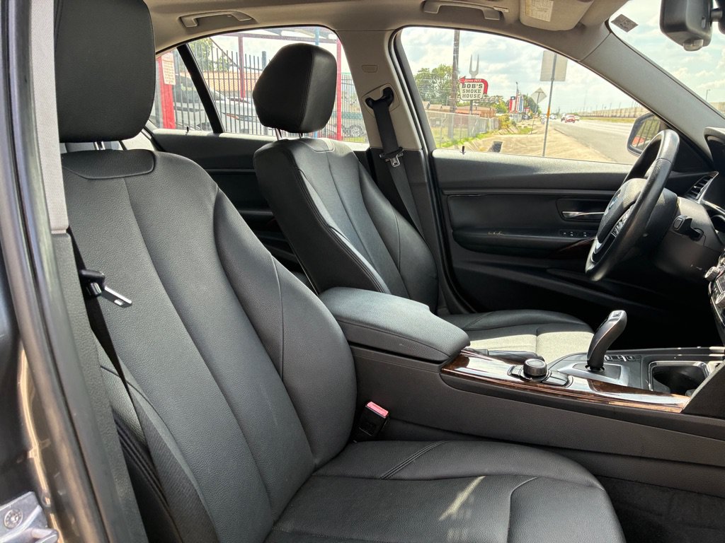 Used 2014 BMW 328i xDrive Sedan AWD/4WD image 30