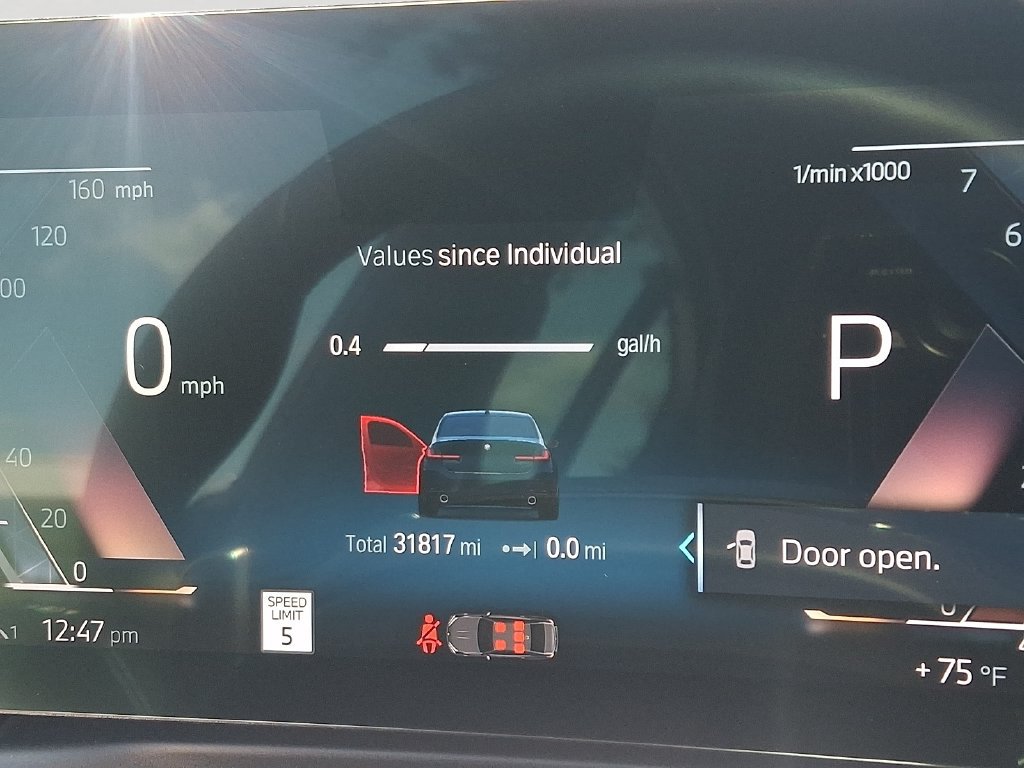 Certified 2024 BMW 330i xDrive Sedan w/ Premium Package AWD/4WD image 22