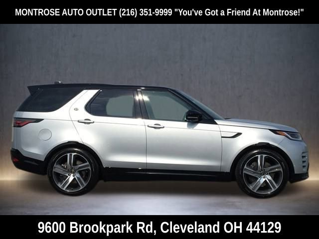 New 2023 Land Rover Discovery HSE R-Dynamic image 7
