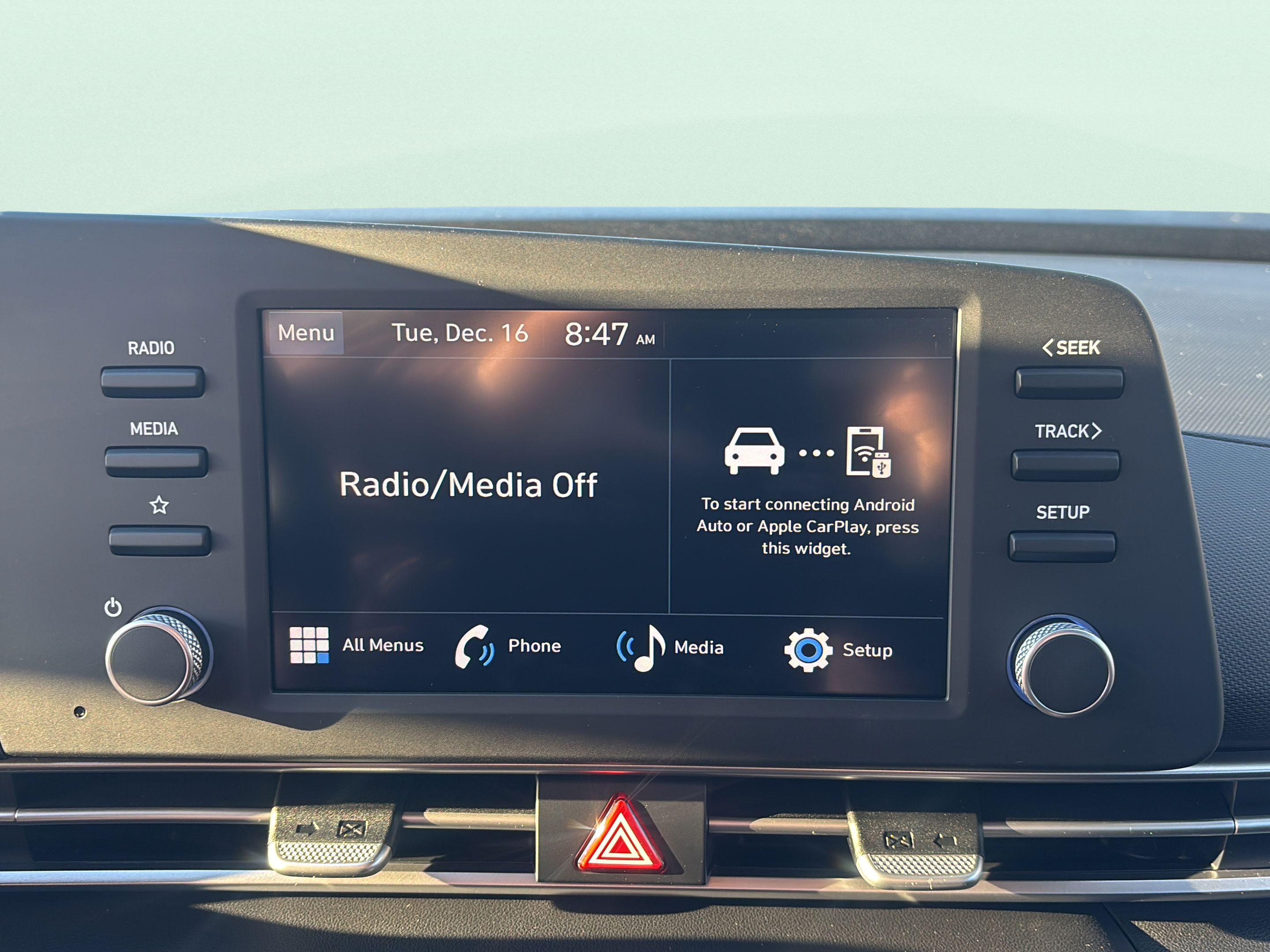 Certified 2026 Hyundai Elantra SE FWD image 15