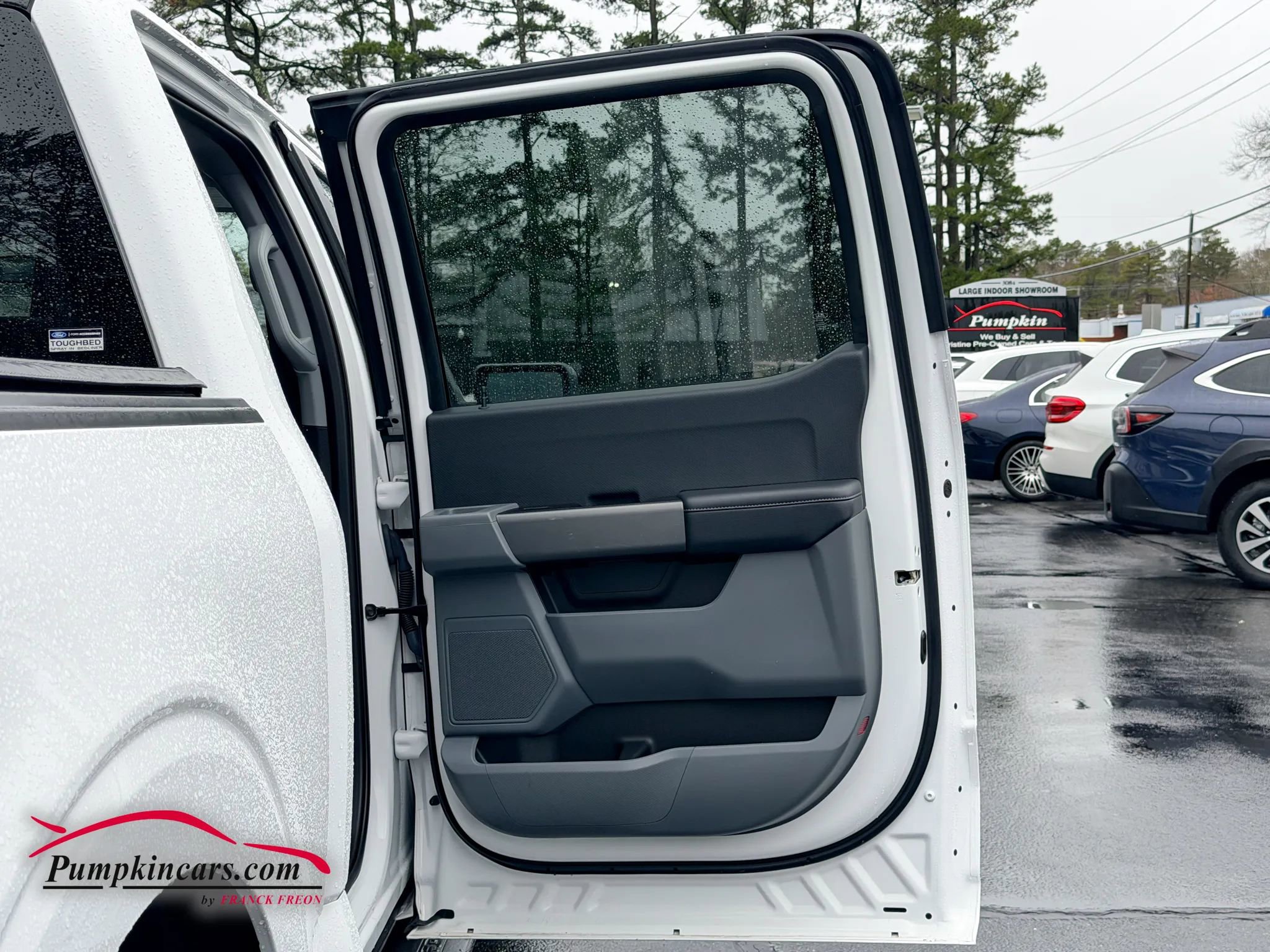 Used 2023 Ford F150 XLT w/ Trailer Tow Package image 19
