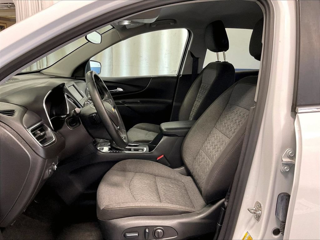 Used 2024 Chevrolet Equinox LT AWD/4WD image 9