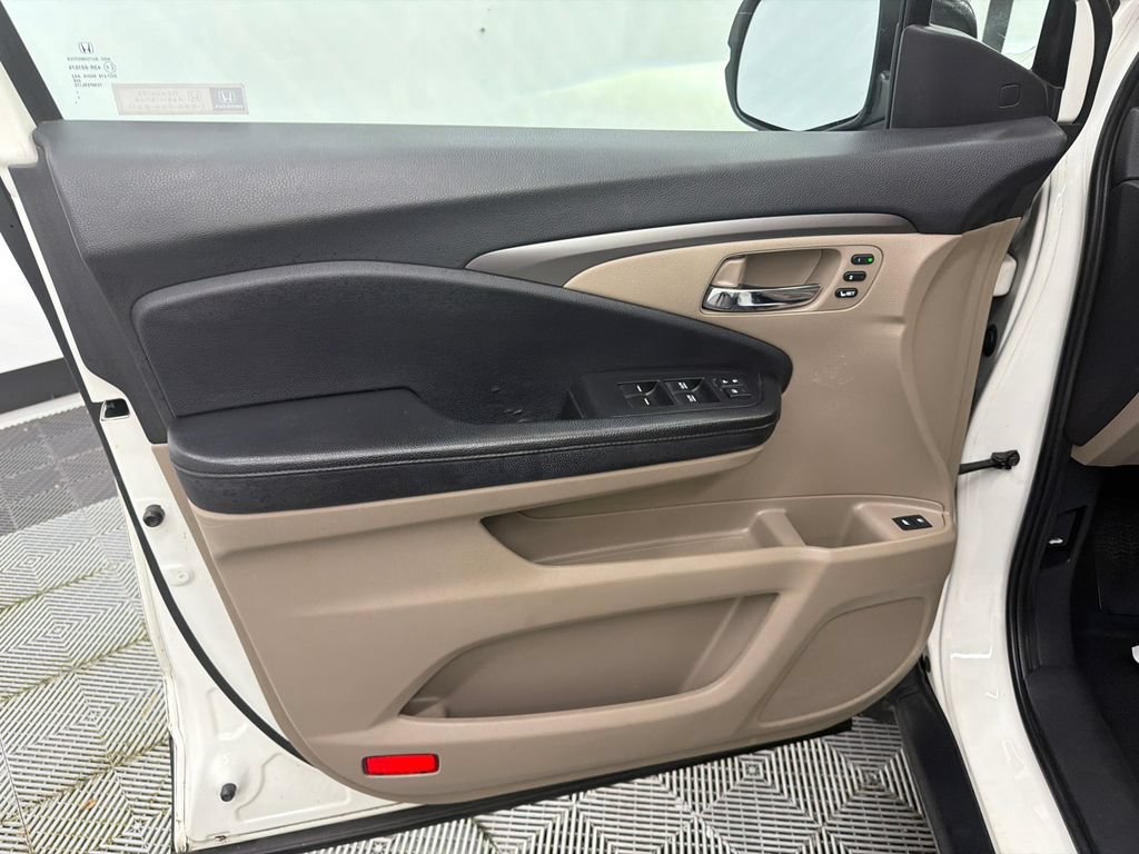Used 2019 Honda Pilot EX-L image 11