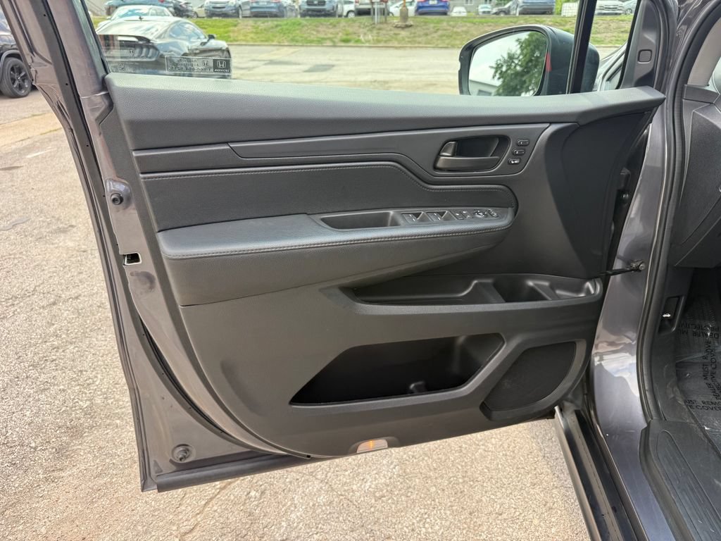 Used 2024 Honda Odyssey EX-L image 17