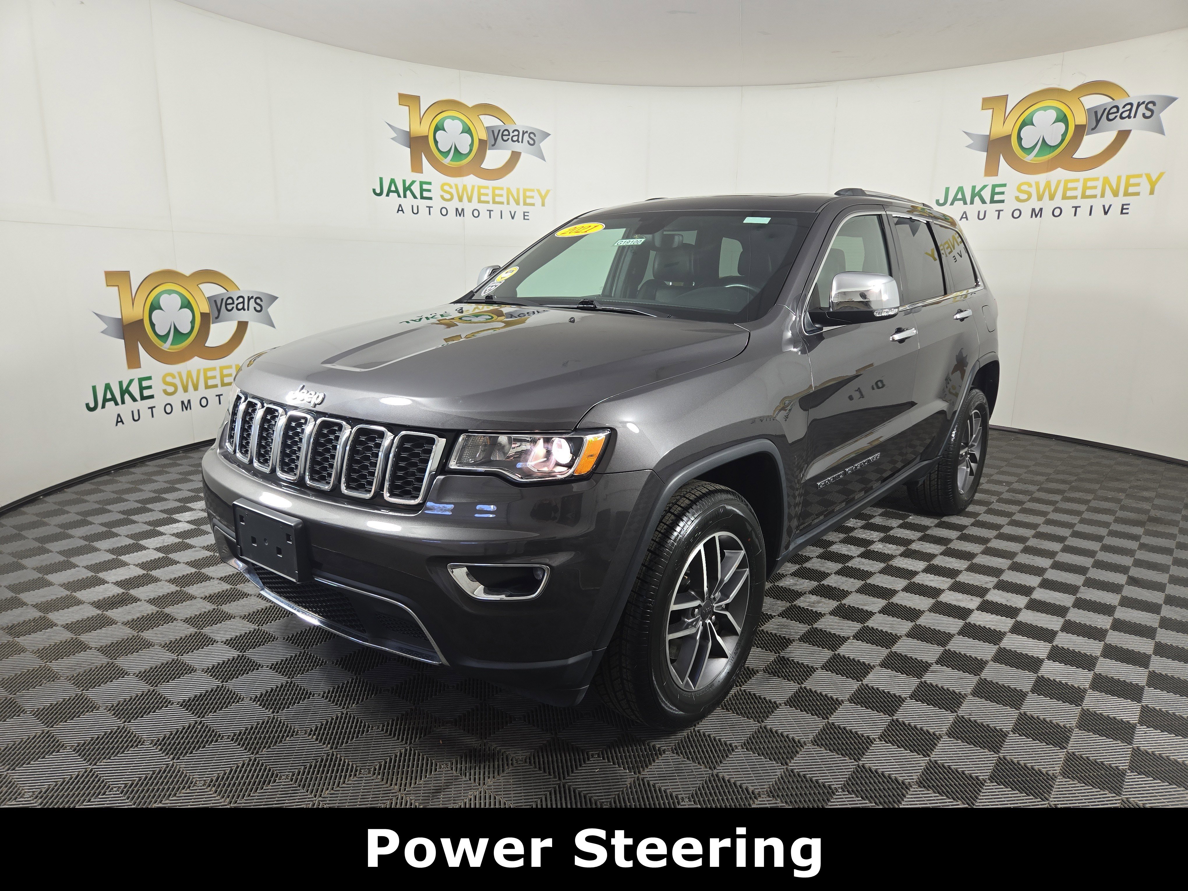 Used 2021 Jeep Grand Cherokee Limited image 3