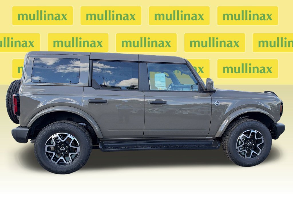 New 2026 Ford Bronco Outer Banks AWD/4WD image 17
