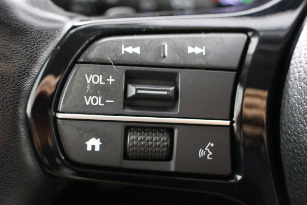 Used 2023 Honda Pilot EX-L image 11