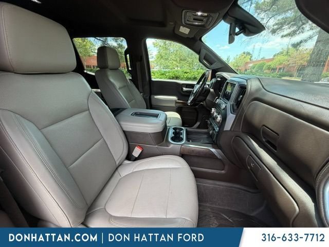 Used 2019 GMC Sierra 1500 SLT w/ SLT Premium Plus Package AWD/4WD image 8