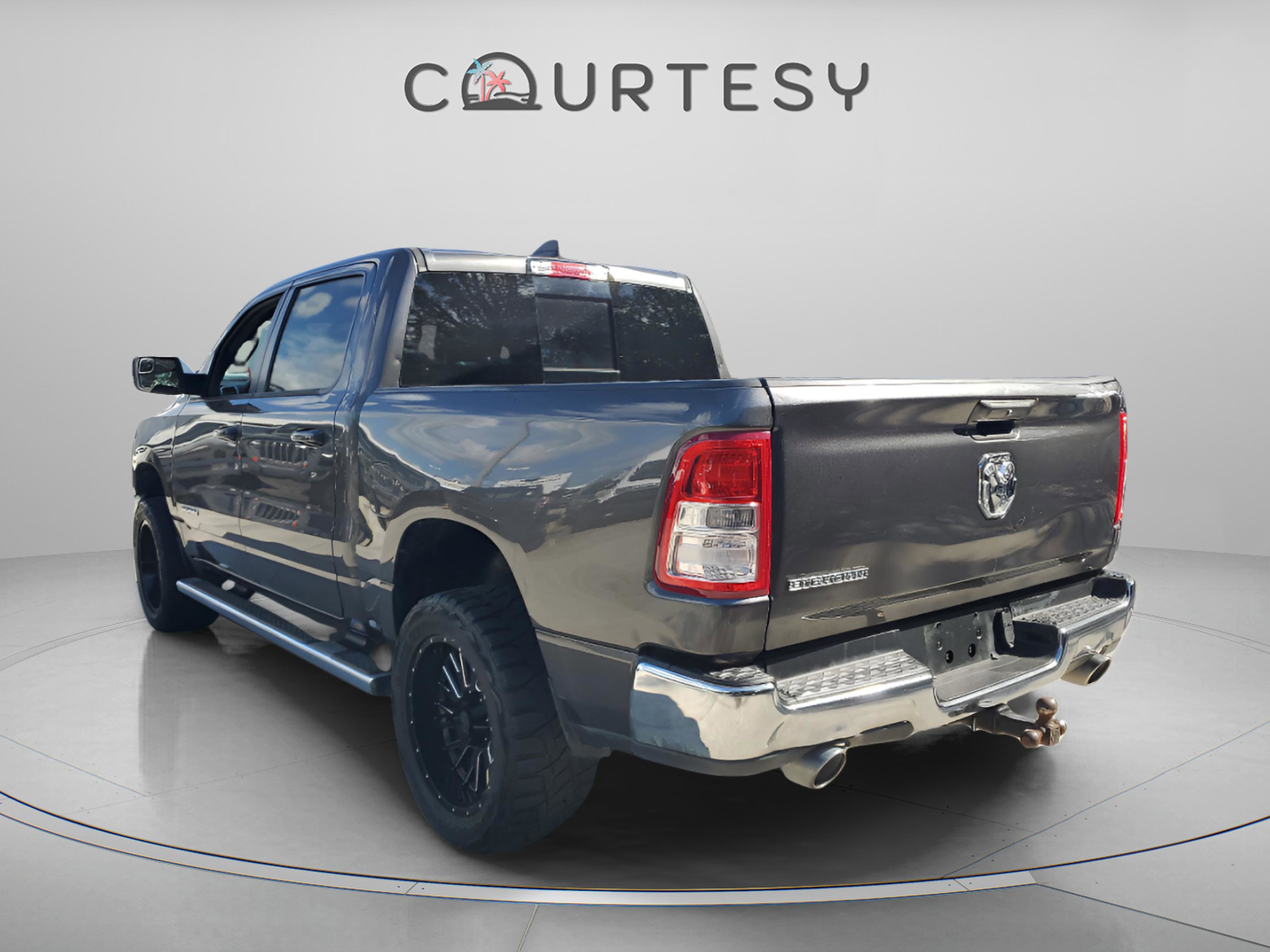 Used 2021 RAM 1500 Big Horn image 2