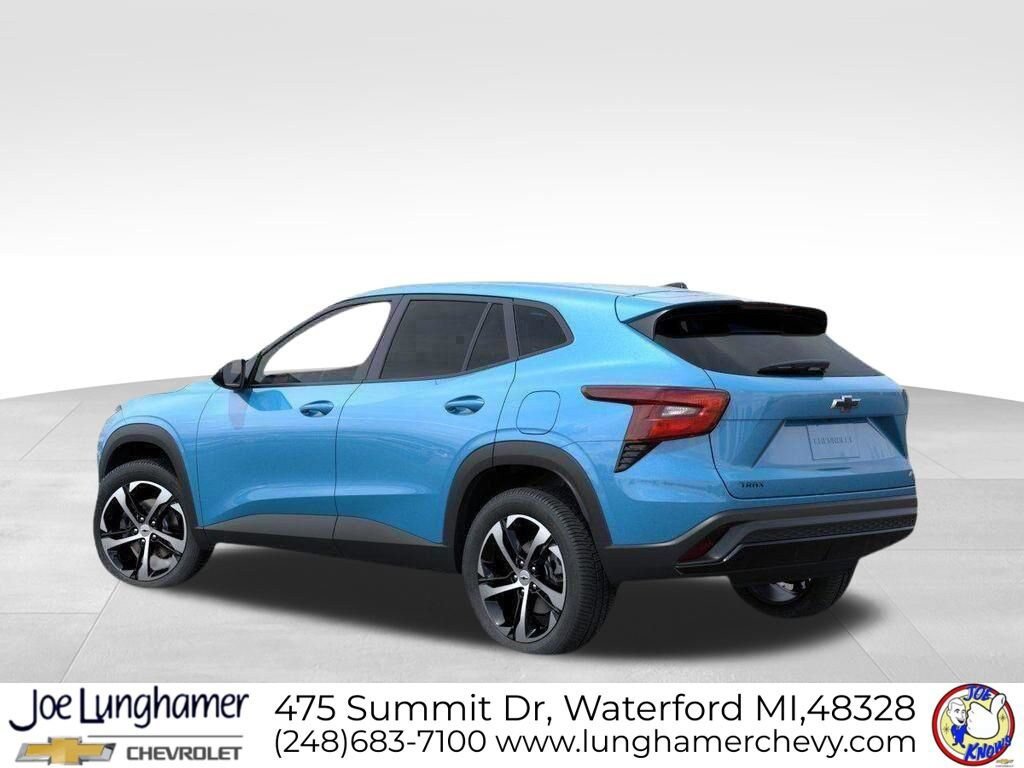 New 2026 Chevrolet Trax RS w/ Driver Confidence Package FWD image 3