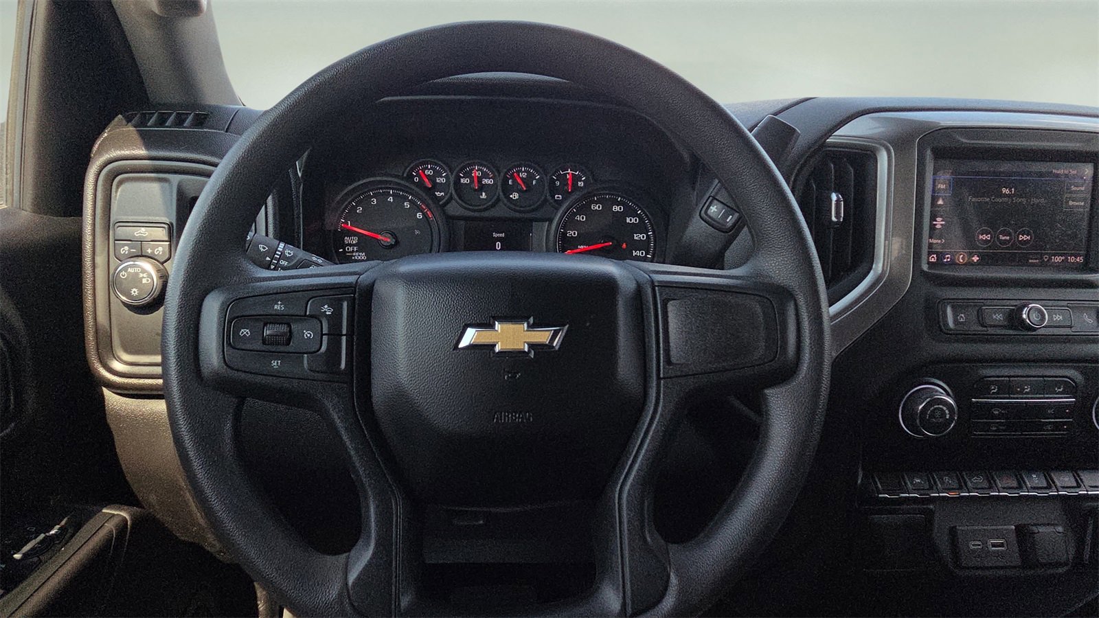 Used 2024 Chevrolet Silverado 1500 Custom image 11