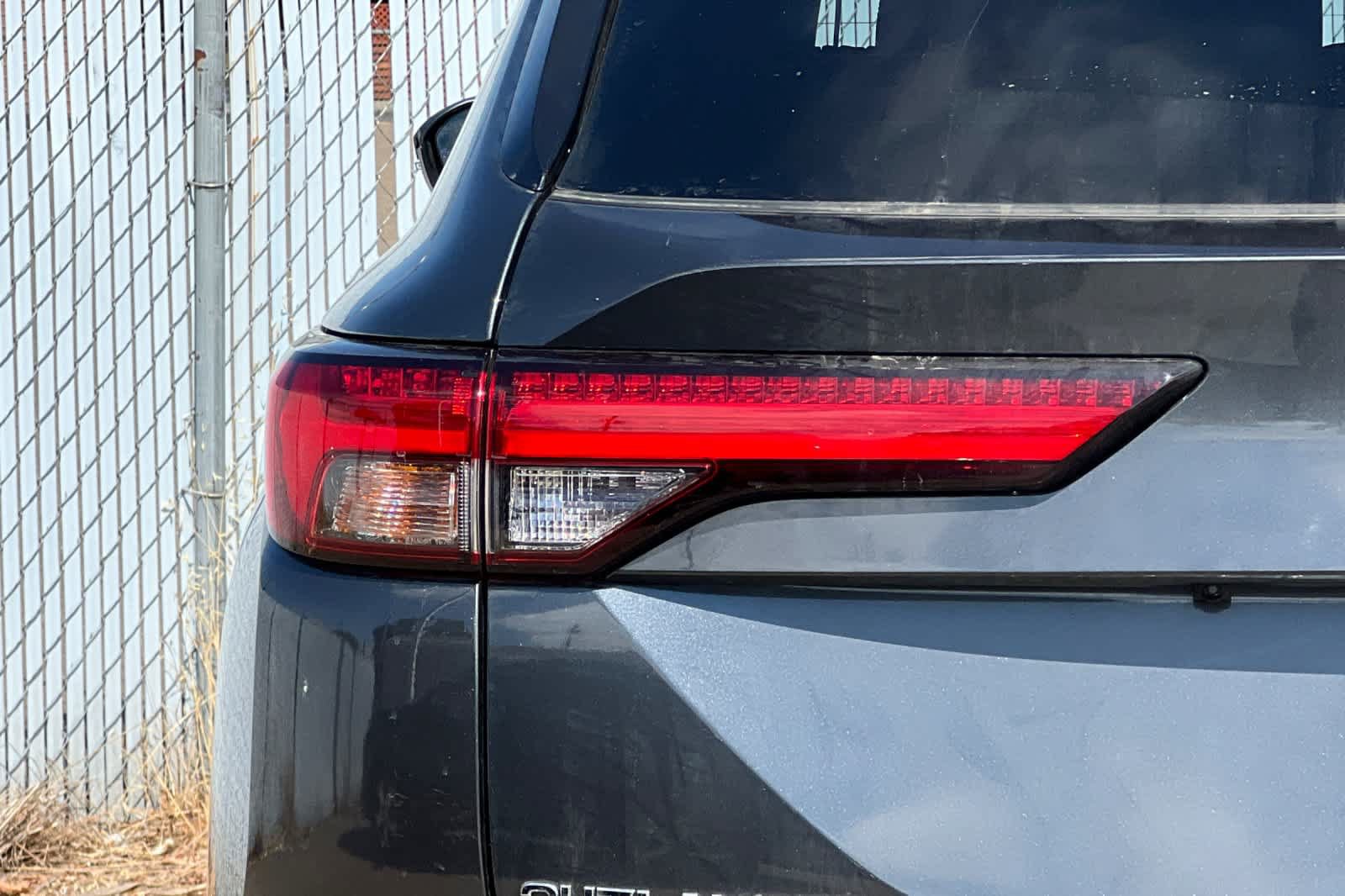 Used 2024 Mitsubishi Outlander SEL FWD image 45