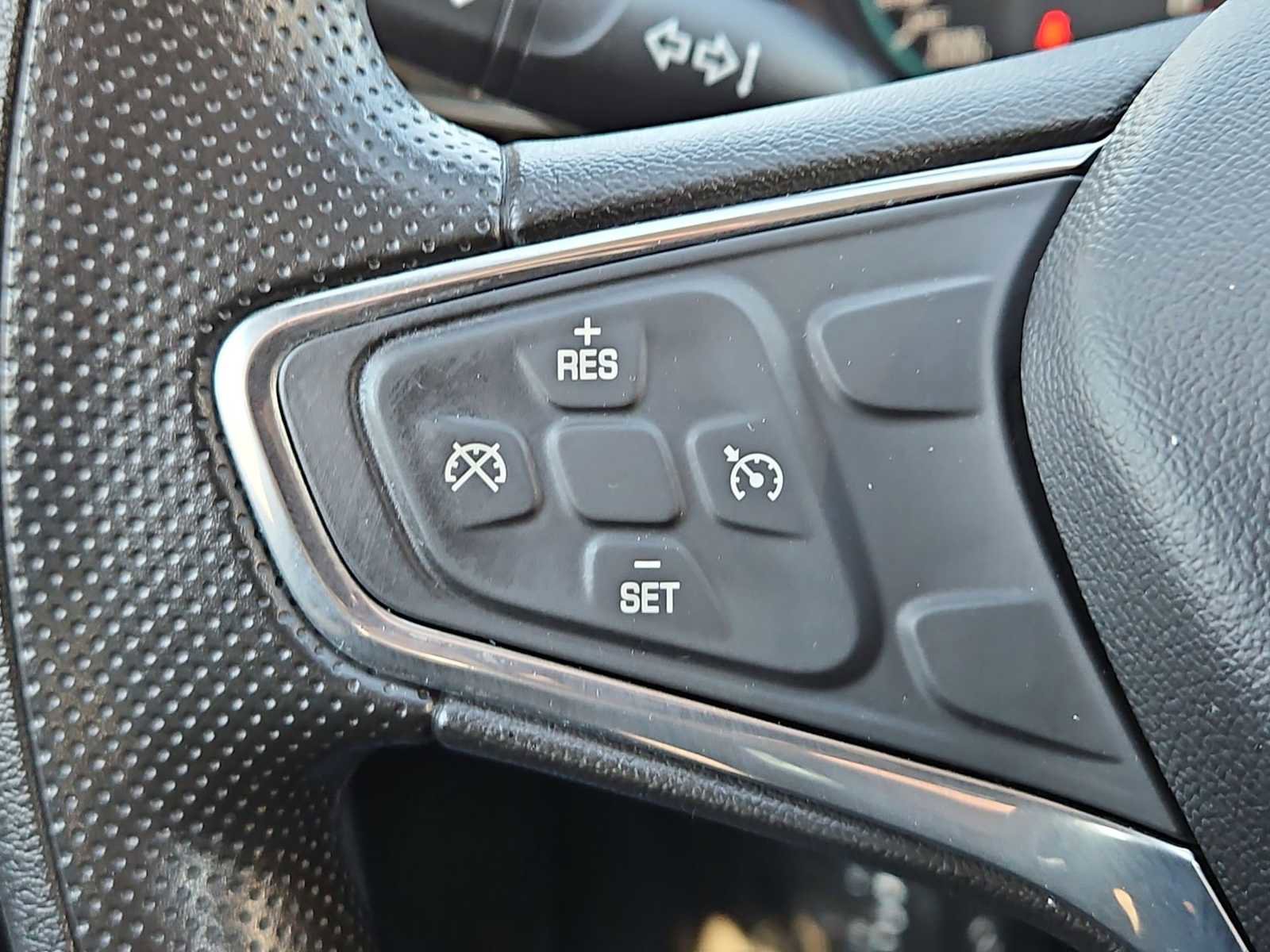 Used 2020 Chevrolet Malibu LT image 21