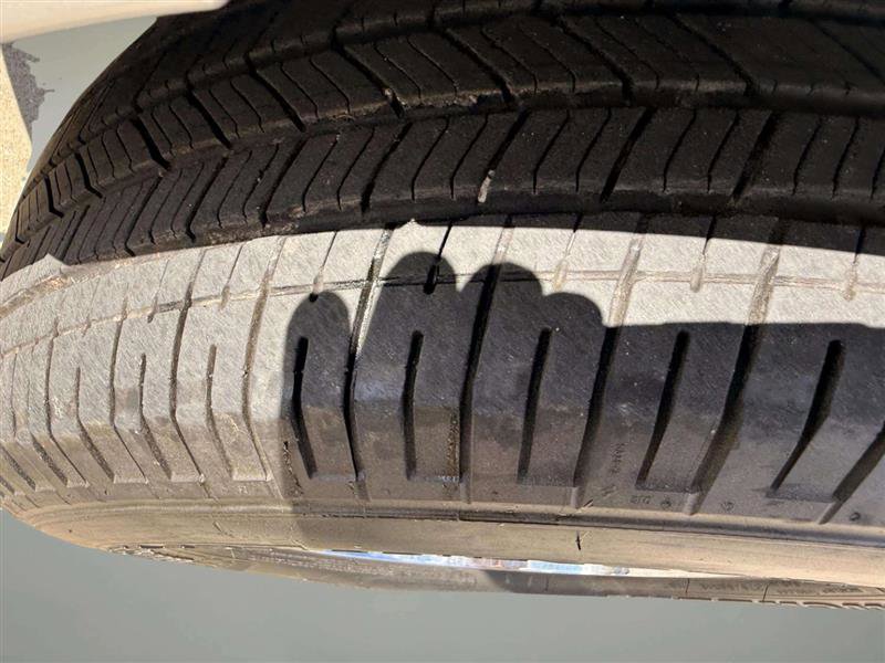 Used 2012 Ford Expedition EL Limited image 11