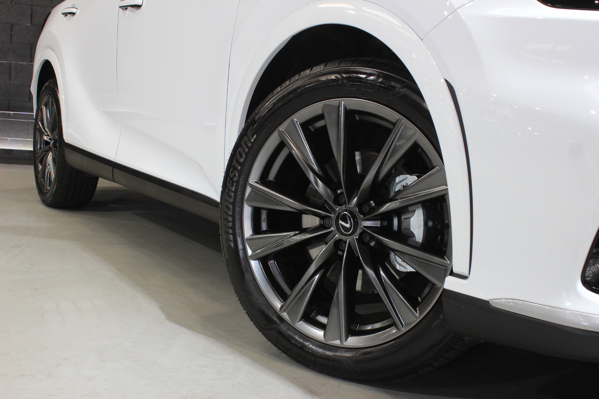 Used 2025 Lexus RX 350 F Sport w/ Convenience Package image 19