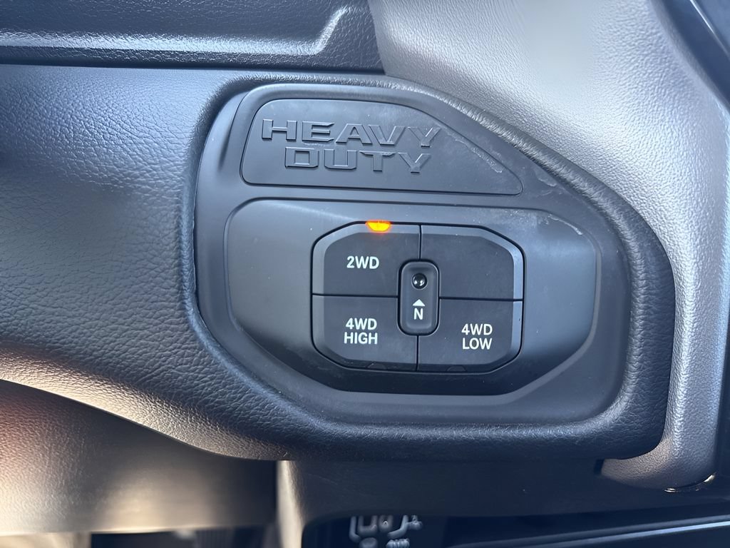 Used 2026 RAM 2500 Laramie AWD/4WD image 24