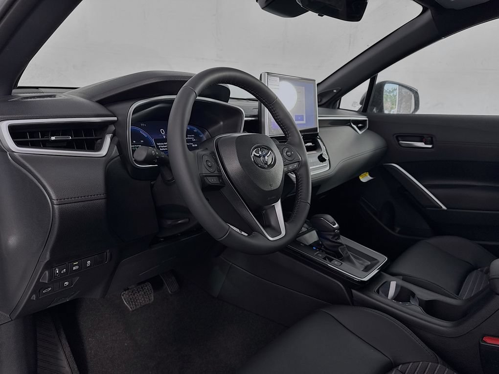 Used 2026 Toyota Corolla Cross AWD Hybrid w/ Convenience Package image 14