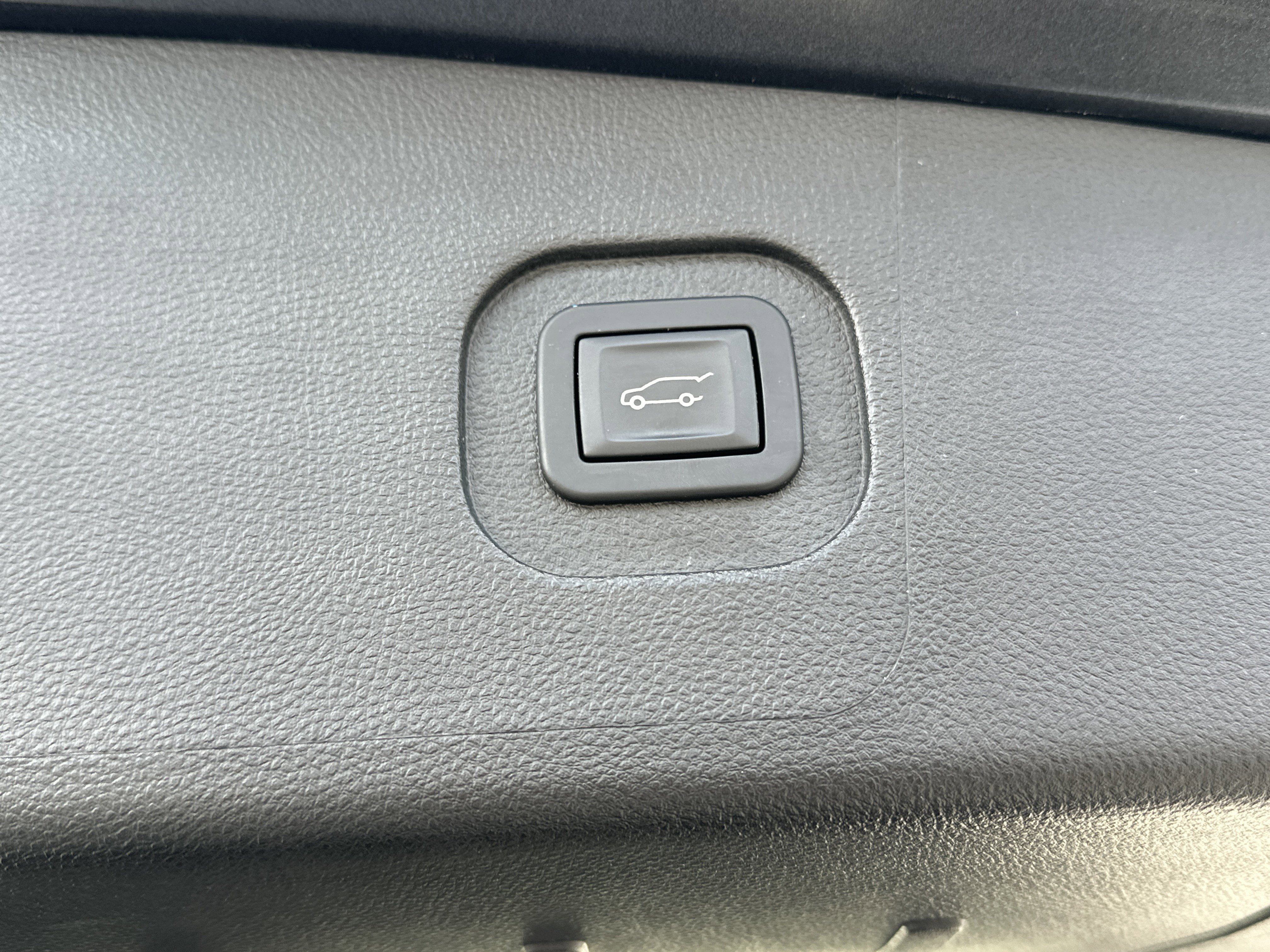 Used 2017 GMC Terrain SLT w/ Open Road Package image 15