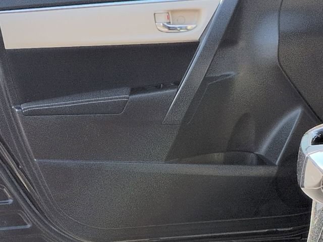 Used 2014 Toyota Corolla LE image 13