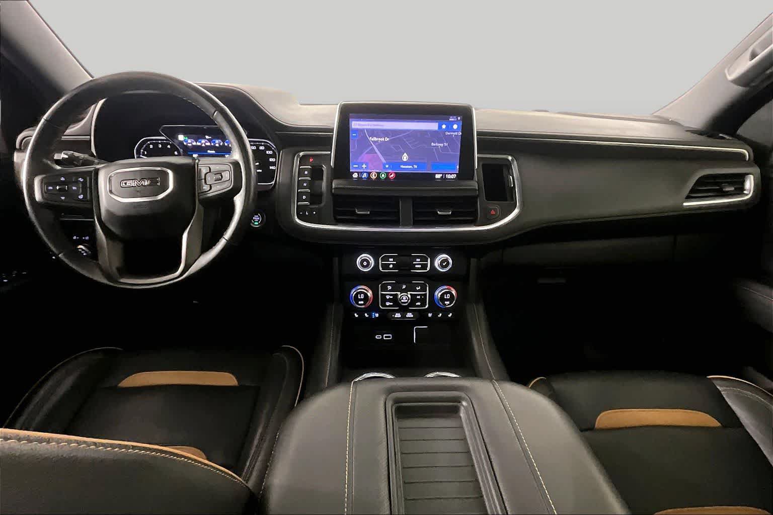 Certified 2021 GMC Yukon AT4 w/ AT4 Premium Plus Package AWD/4WD image 15