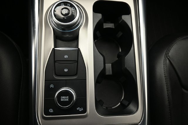 Used 2021 Ford Explorer Limited w/ Equipment Group 301A AWD/4WD image 34