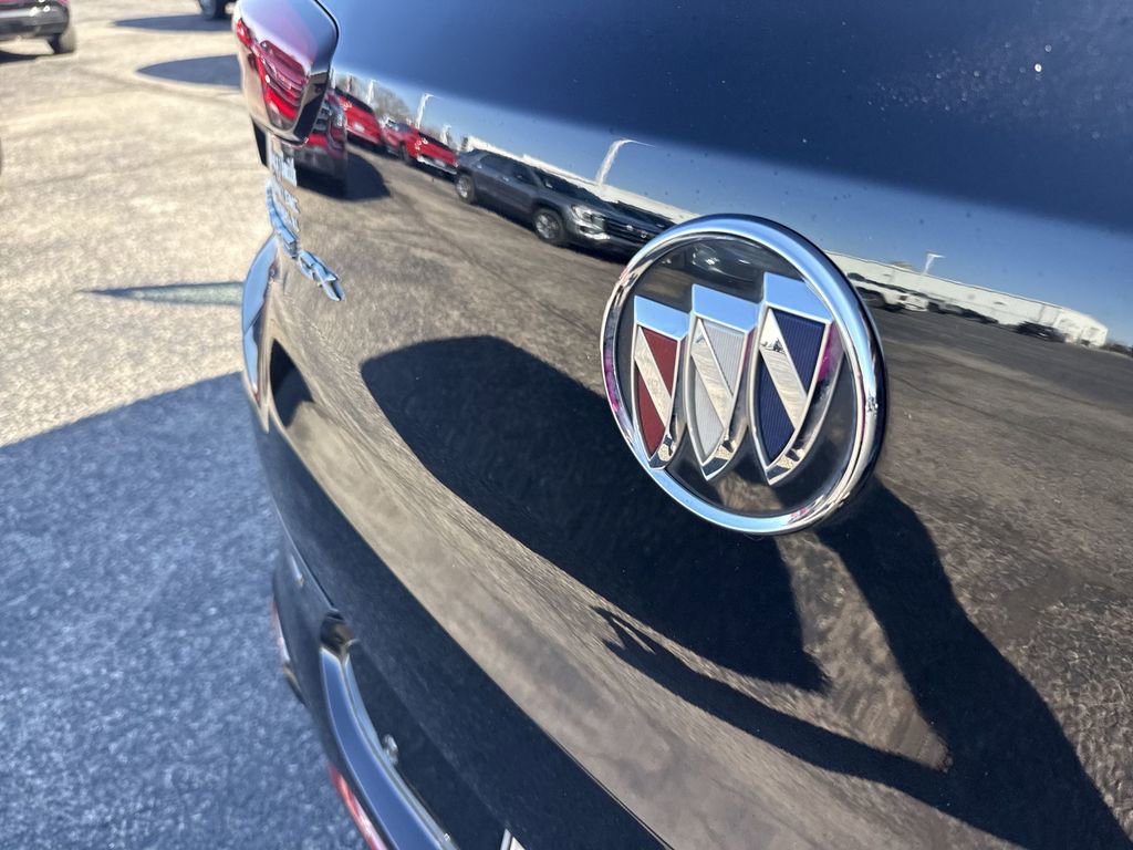 Certified 2020 Buick Encore GX Essence w/ Experience Buick Package image 38