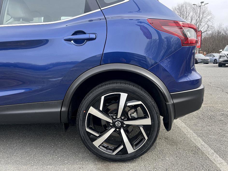 Certified 2022 Nissan Rogue Sport SL image 10