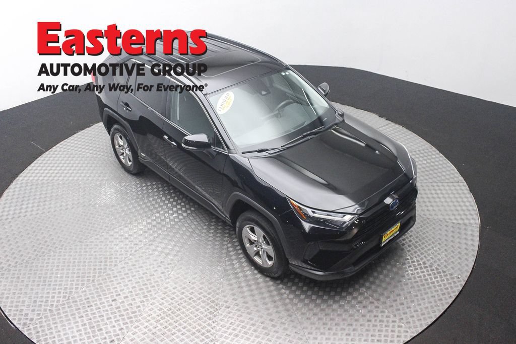 Used 2023 Toyota RAV4 XLE w/ Convenience Package AWD/4WD image 3