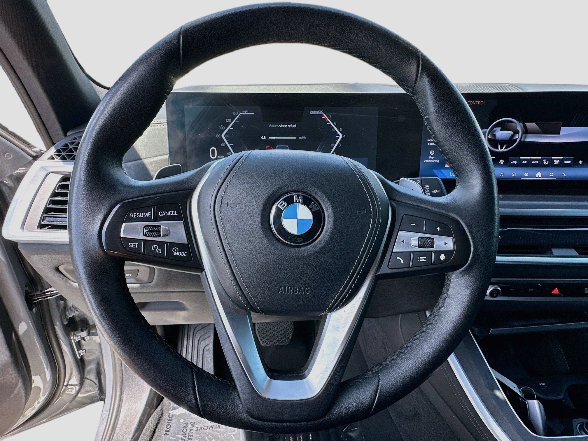Used 2025 BMW X5 sDrive40i w/ Climate Comfort Package RWD image 11