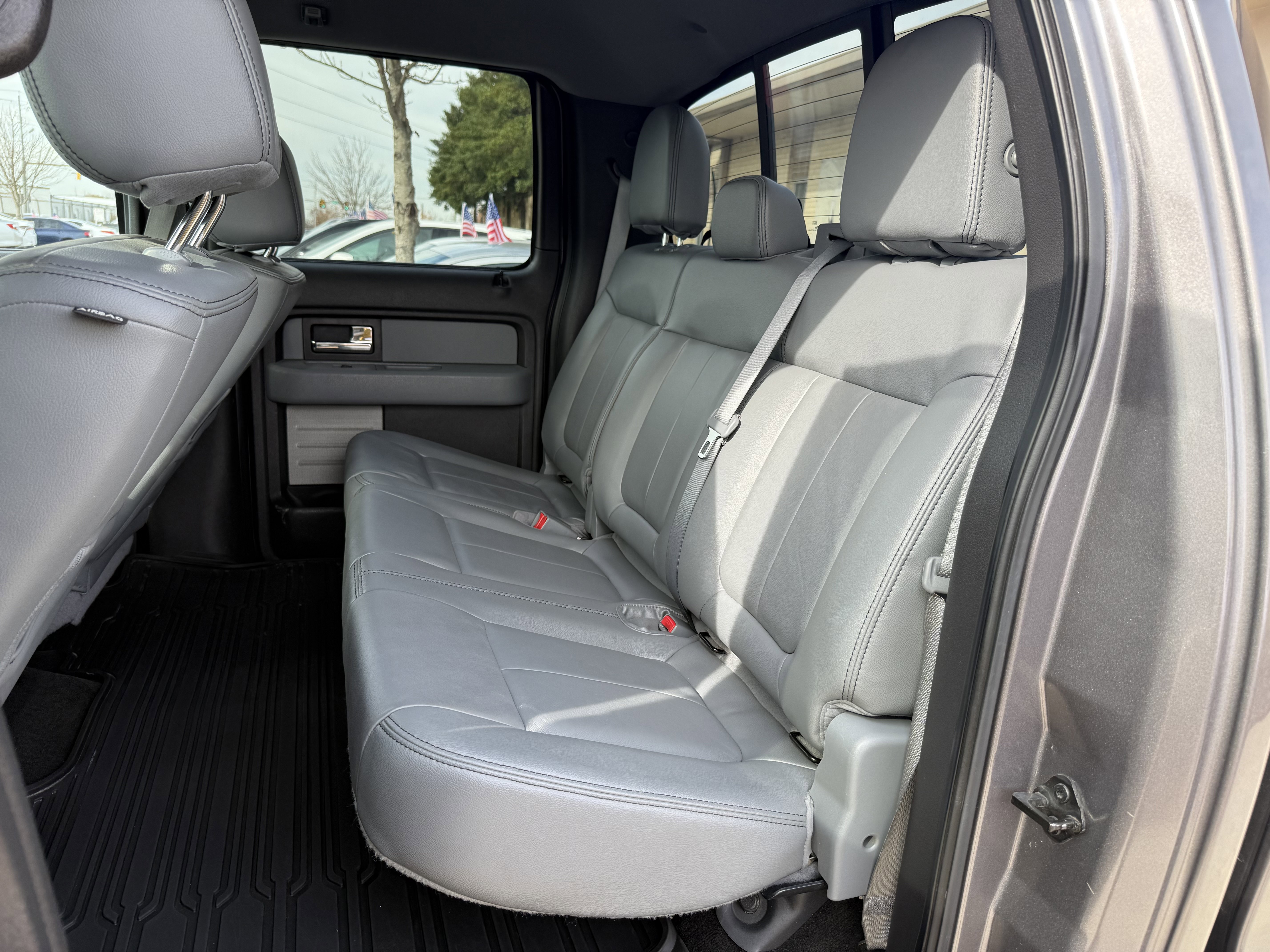 Used 2014 Ford F150 XLT w/ Equipment Group 302A Luxury image 10