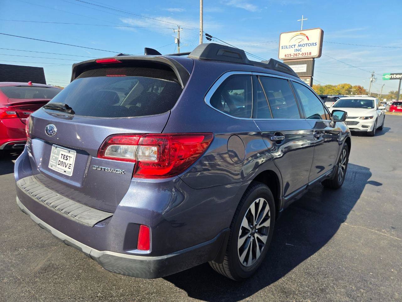 Used 2016 Subaru Outback 2.5i Limited AWD/4WD image 5