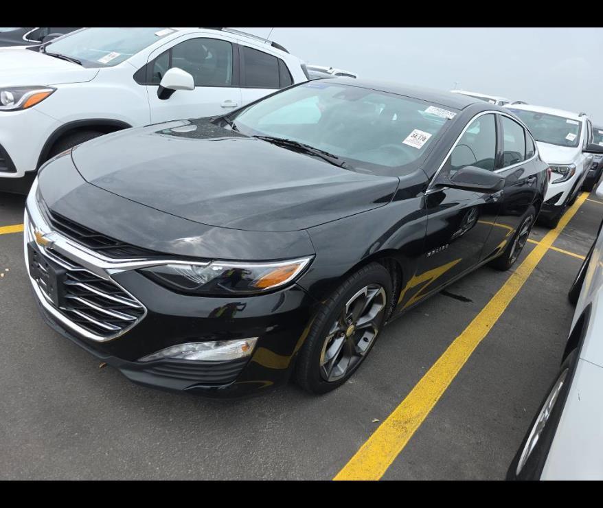 Used 2022 Chevrolet Malibu LT FWD image 2